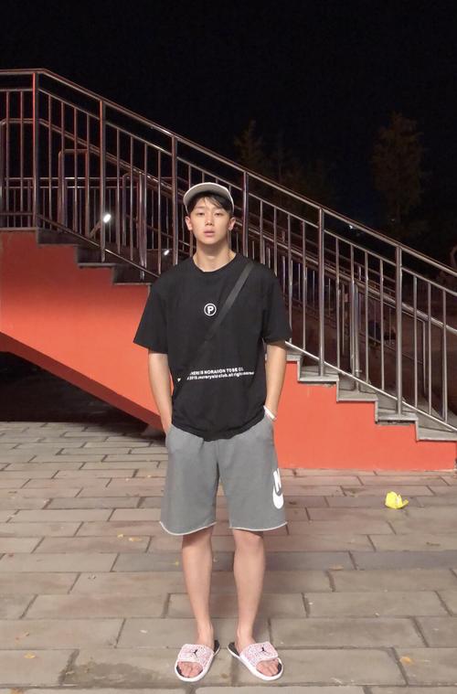 体校男生