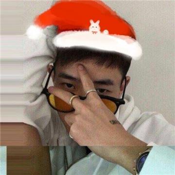 微信头像加圣诞帽男生帅气高清大图 叮叮当叮叮当铃儿响叮当