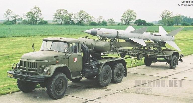 威骏1/35俄制吉尔-131v型牵引拖车 cb35194开盒