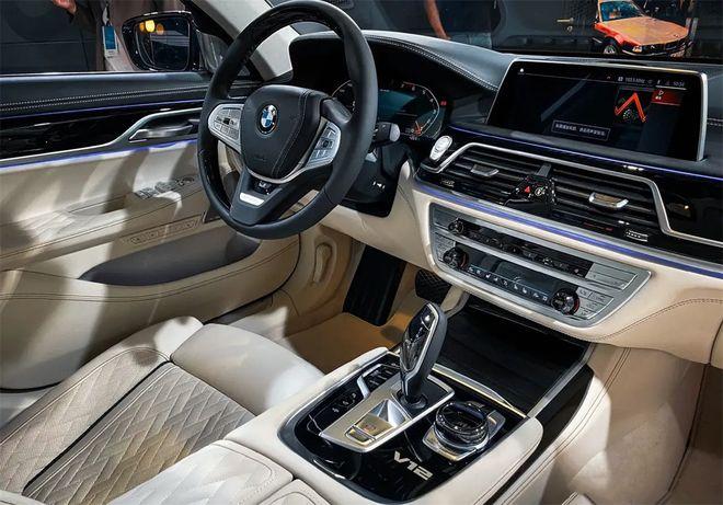 宝马m760li耀影特别版 现车促销