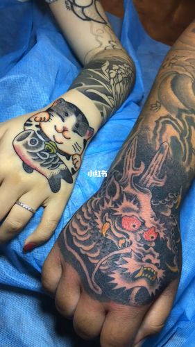 纹身手背_纹身_美妆_彩妆_彩妆其他