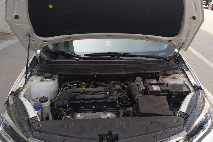 长安-悦翔v7 2016款 1.6l 手动乐动型