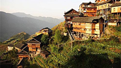 少数民族观光古村寨