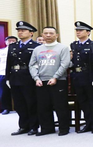 新闻 被告人孙华君,缪军,陈力铭,曾建,詹军,李波,旷晓燕,郑旭,仇德峰