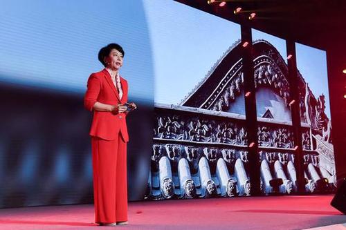 建业地产副总裁,建业文旅公司总经理闵闵女士