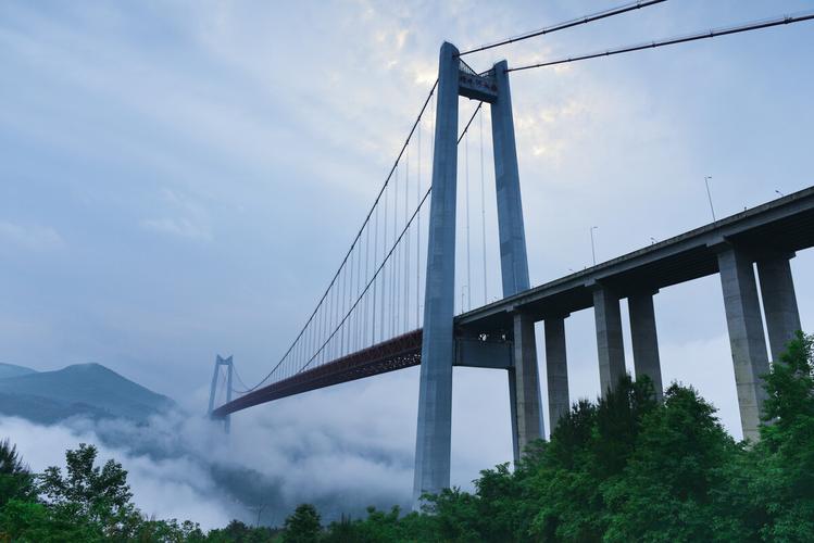 清水河大桥清晨景色