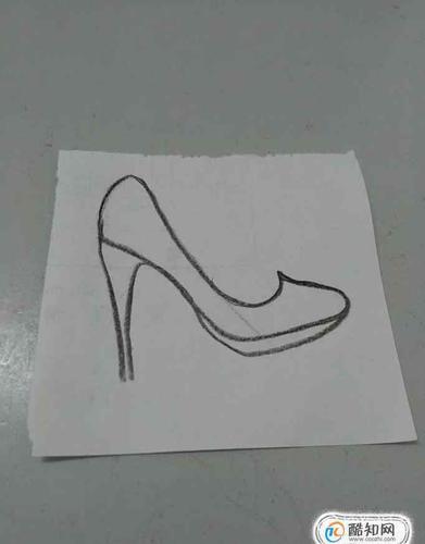 鞋子简笔画 高跟鞋简笔画步骤