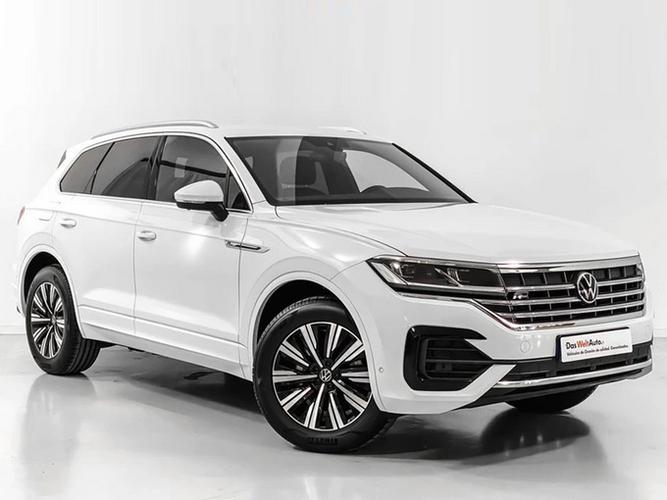 大众新款途锐实拍,搭3.0t 运动套件