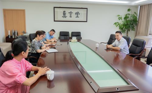 市卫生健康委袁立江主任带队检查人民医院安全生产等