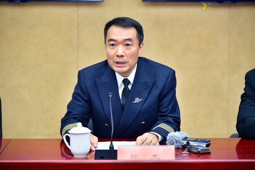 中国民航飞行校验中心主任熊杰