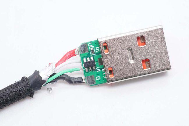 麦多多推出数显快充线支持华为oppo等私有快充充电功率看得见