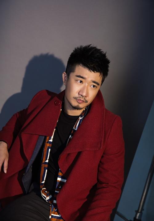 刘名洋写真雅痞不羁 质感有型尽显英伦绅士范儿