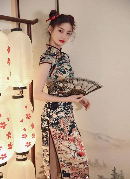 旗袍女人:长款少女旗袍,国潮短裙,烈焰红唇丸子头,美艳可爱