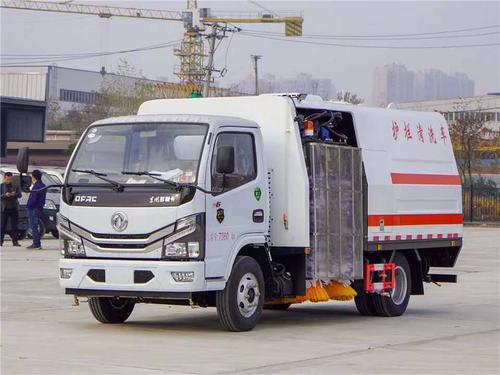 国六程力护栏清洗车 东风多利卡小型护栏清洗车 服务区隔离栏高速护栏
