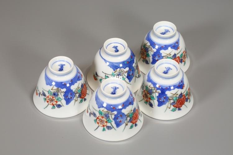 日本人间国宝十三代柿右卫门_日本_瓷器_有田烧怎么样