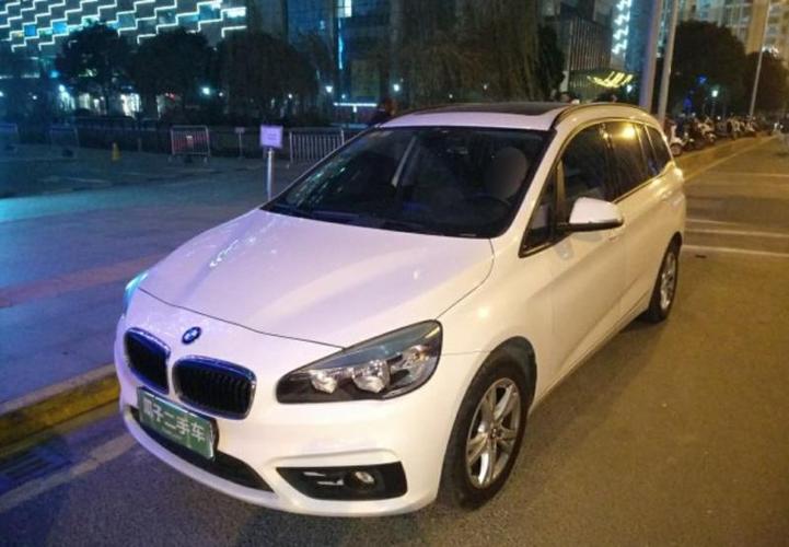 宝马2系多功能旅行218i进口2015款15t自动领先型