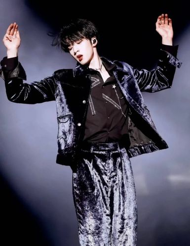 清空内存也不舍得删的刘耀文照片