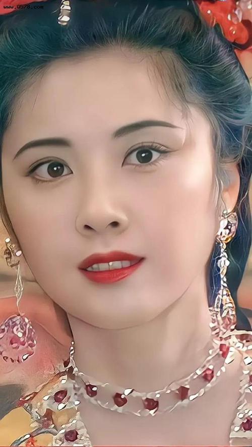 最美女儿国王朱琳美照