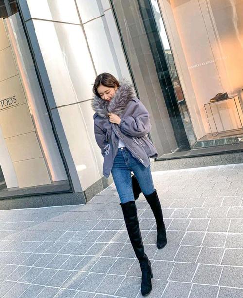 优雅女神孙允珠,绝美牛仔裤搭配长靴,太性感了