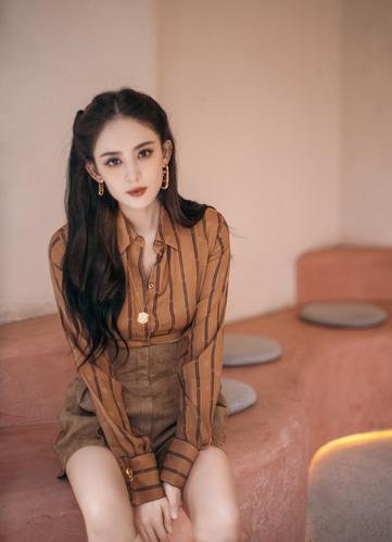 古力娜扎2021723fendi活动图