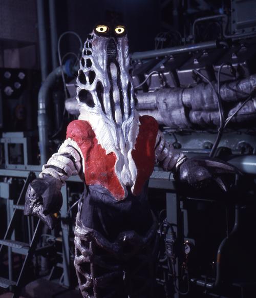 戈德拉星人出现在ug基地中