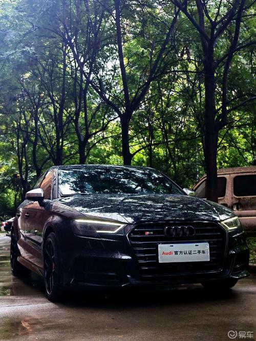 奥迪黑武士s3 2019款 2.0t limousine行驶2.97万公里