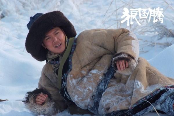 冯绍峰《狼图腾》经历草原四季 享受冰火两重天