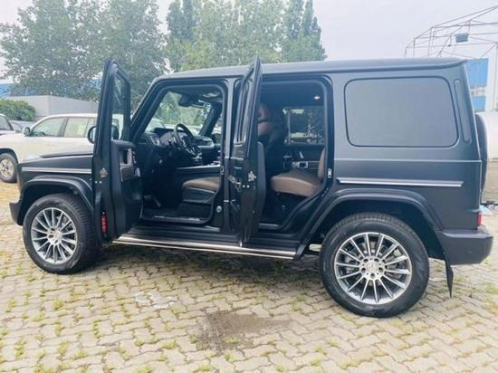 2021款奔驰g500最新报价绝对家族化造型