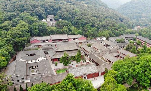 航拍湖北当阳玉泉寺