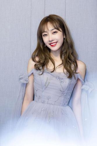 宣璐精美壁纸:容貌很美,百看不厌!