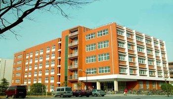 轻工业是我国国民经济的支柱产业,河南又是轻工产品生产与消费的大省.