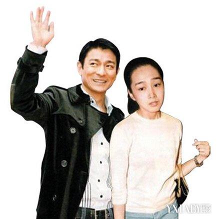 【图】背后的女人朱丽倩个人简历 苦等24年终与刘德华十指相扣