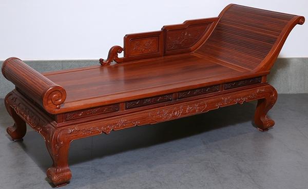 "贡艺名居花梨木贵妃椅"红木家具的价格