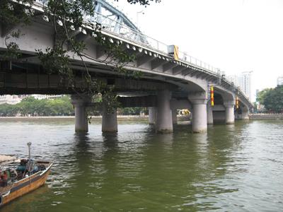 广州海珠桥水中墩检测