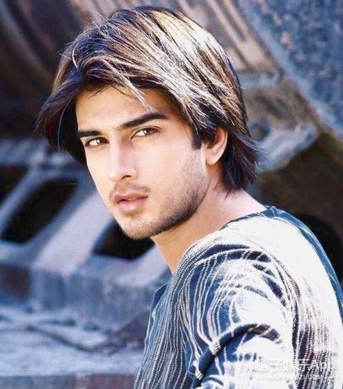 巴基斯坦也翻拍《太阳的后裔》,男主帅气程度一点不输宋仲基!