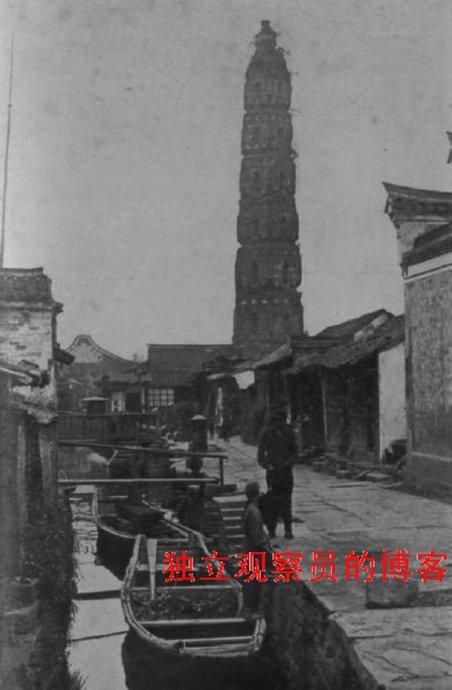 新见天封塔老照片