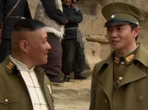 近日在各卫视和地方台火热播出,其中张岩饰演杨虎城将军身边的一位