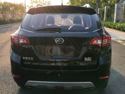 江铃陆风x5高配 2.0t 手动 黑