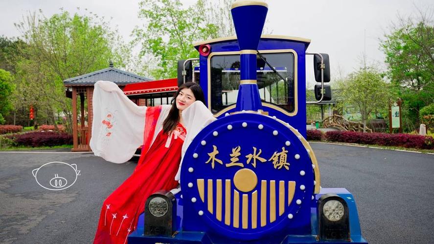 有个以军事为主题风格的旅游景区,叫做木兰水镇