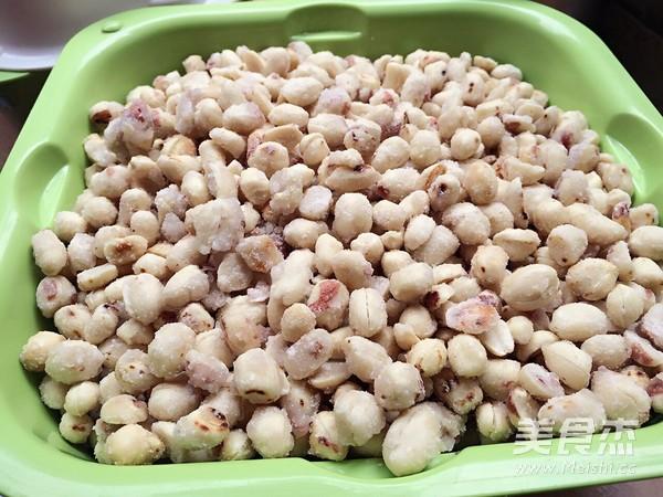 糖衣花生的做法