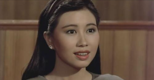 杨宝玲:前夫曝光一周10次房事,2婚赚了7400万,三婚再嫁初恋?