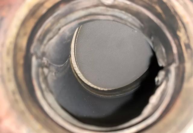 汽车三元催化寿命有多少时间