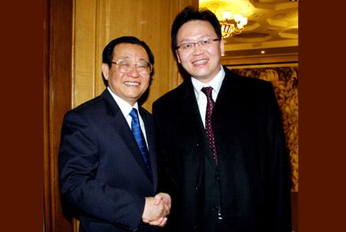中国经济社会理事会现任主席王刚,副主席杨崇汇,张左已,张维庆,张福森