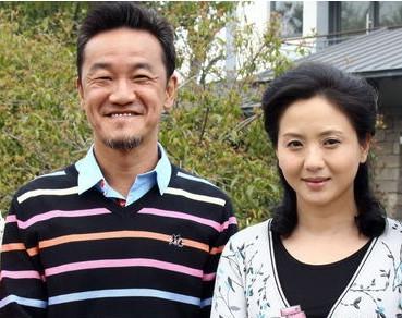 52岁陶慧敏近照,老公去世守寡10年,女儿长的比她还美!