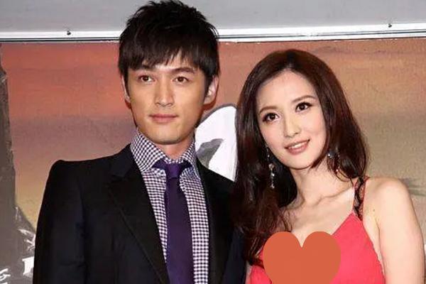 张萌到底整没整?看到她和胡歌的老照片,网友:比郑爽更像贝微微