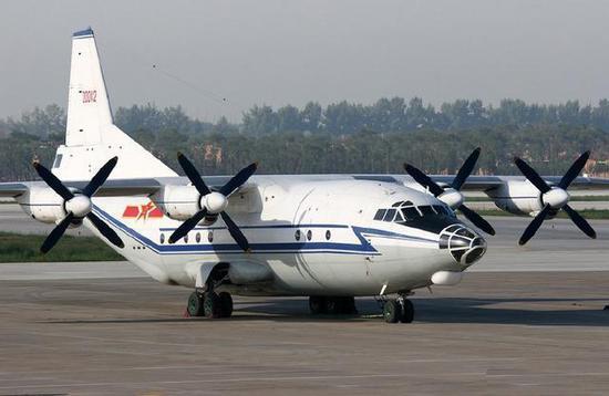 运8为中国以安12为原型研发的一款中型运输机,如今已升级运9型,并