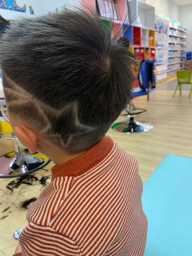 仅售88元,价值108元儿童理发花式创意雕刻套餐!