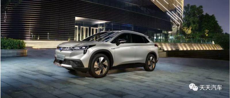国产纯电suv扛把子,唐ev/埃安lx/蔚来es6怎么选?