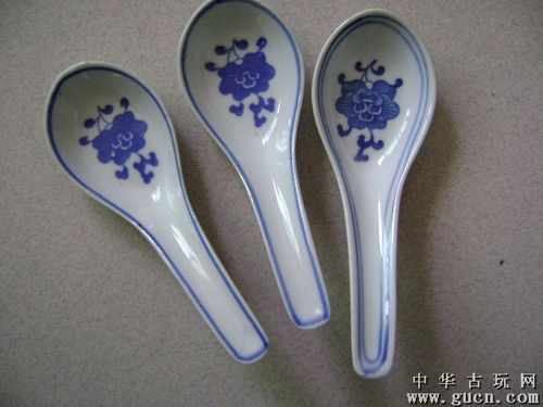 文革青花瓷勺