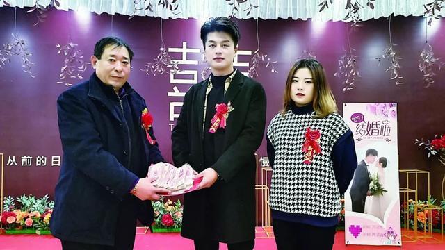 徐州这场婚宴,新人10万元喜钱花到这里,知道的都为他们点赞!